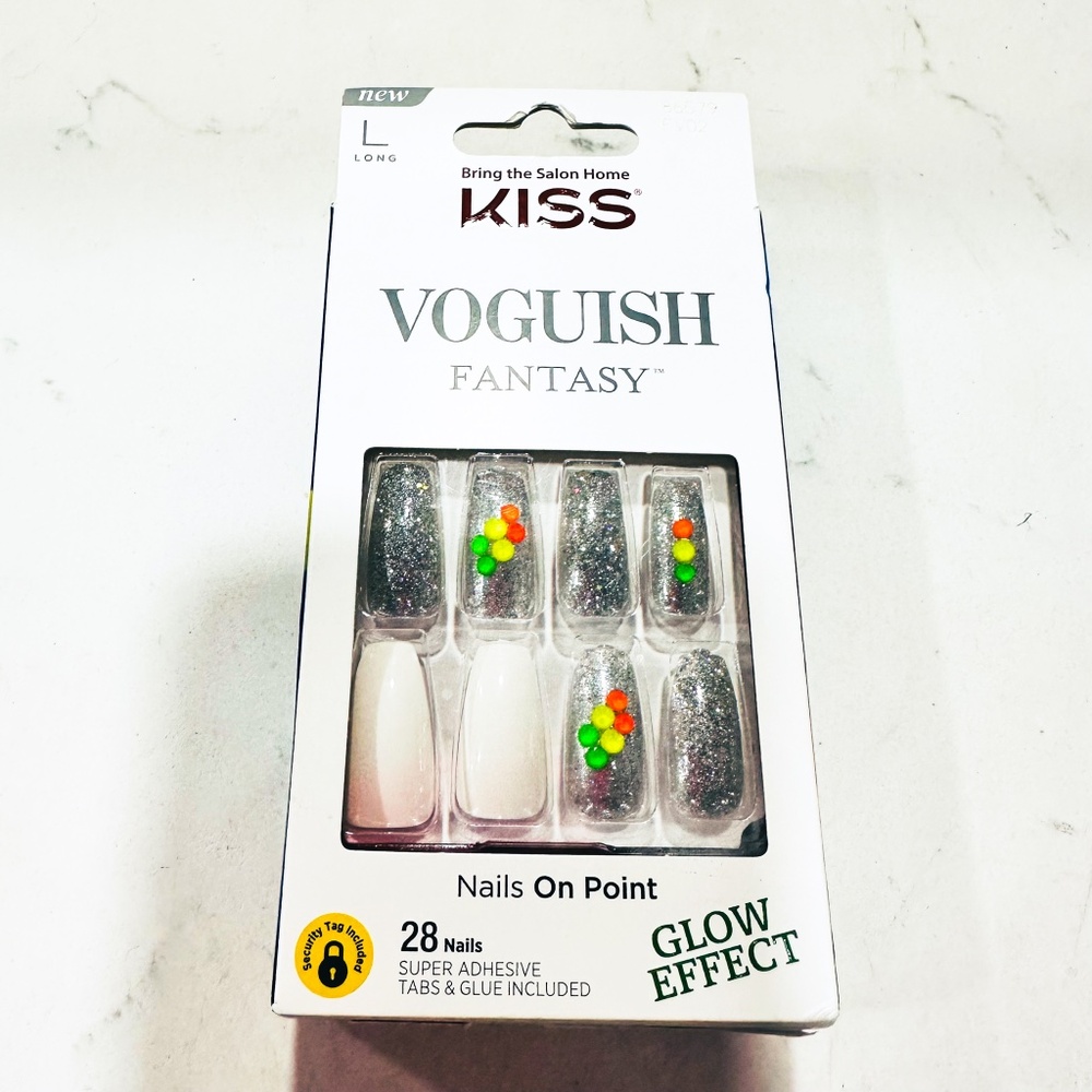 NEW Kiss Voguish Fantasy Glitter Silver Neon Glow Effect False Press on Nails
